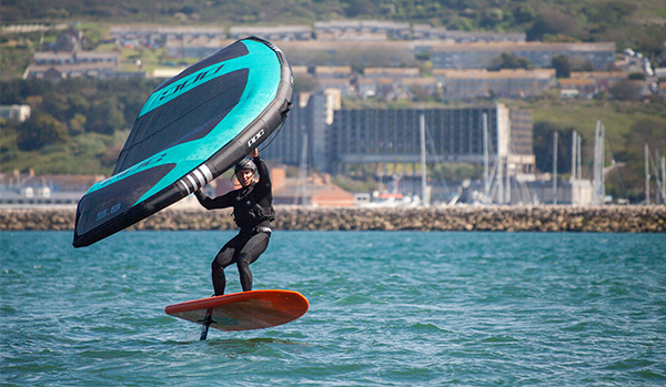 RYA wingsurfing and wingfoiling courses. Foiling.